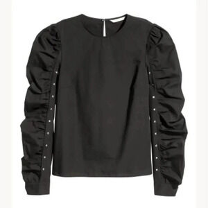 Blouse with studs